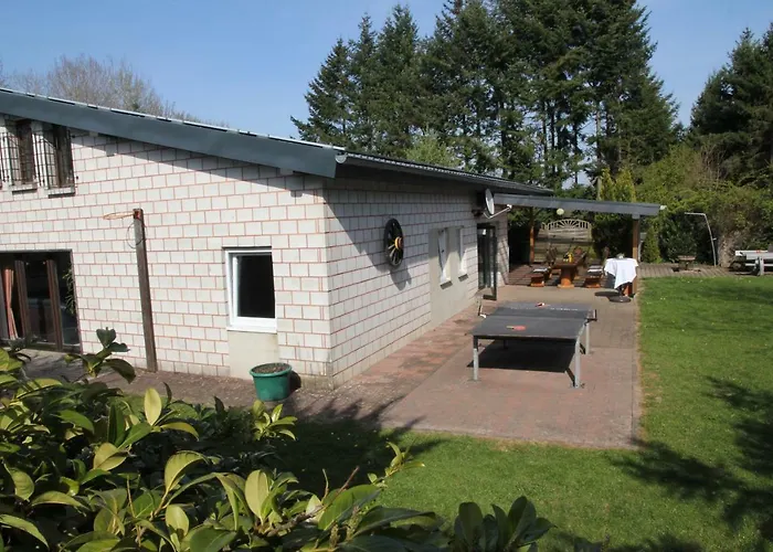 Prázdninový dům Am Maibuesch - Rollstuhlgerecht Ulmen